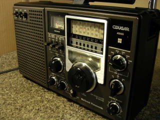 RF-2200☆BCLラジオ